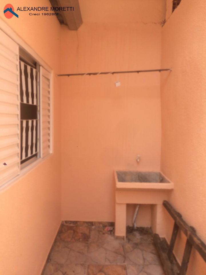 Casa à venda com 2 quartos, 80m² - Foto 8