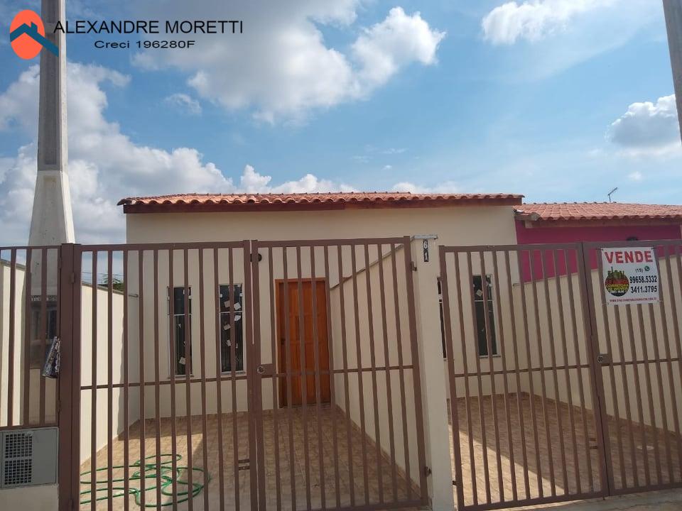 Casa à venda com 2 quartos, 60m² - Foto 2