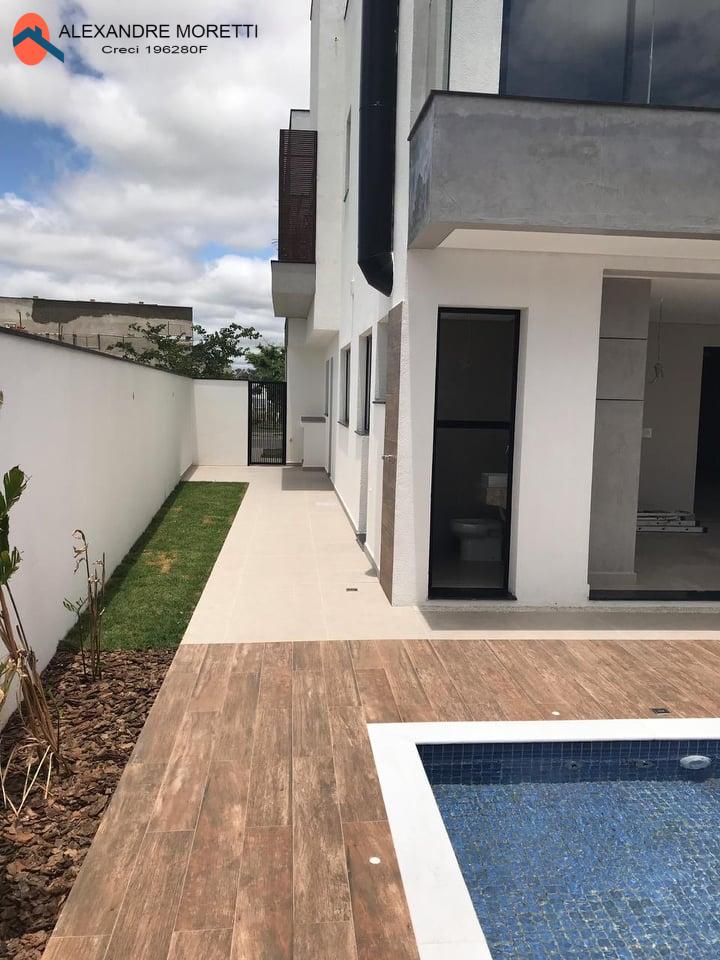 Casa à venda com 3 quartos, 450m² - Foto 4