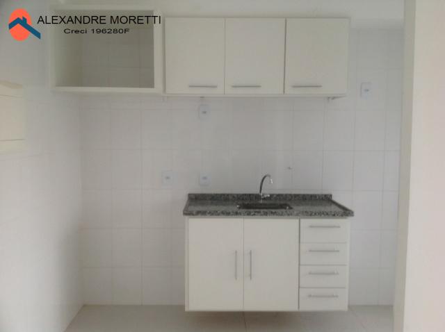 Apartamento para alugar com 2 quartos, 55m² - Foto 4