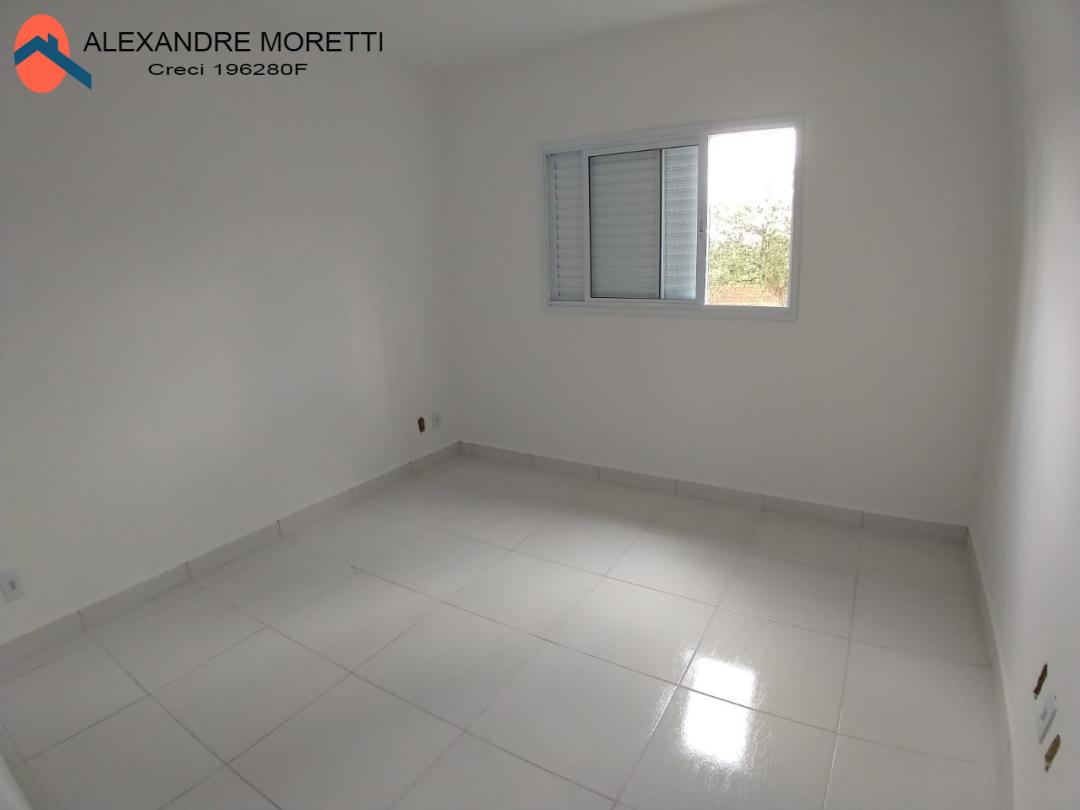 Casa à venda com 2 quartos, 100m² - Foto 8