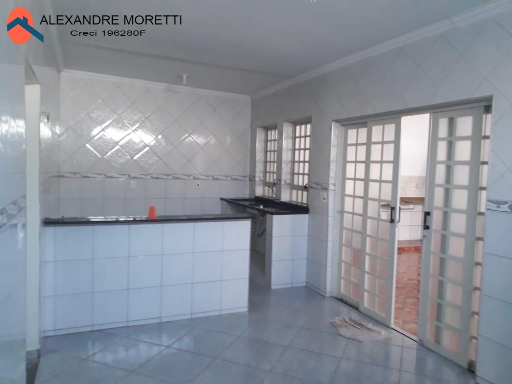 Casa à venda com 4 quartos, 250m² - Foto 15