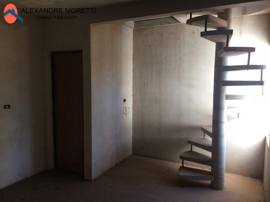 Casa à venda com 3 quartos, 260m² - Foto 4