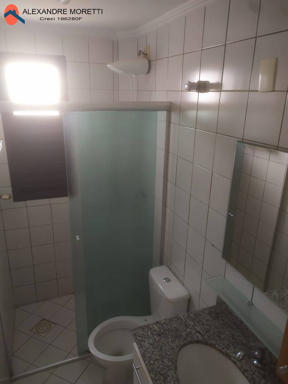 Apartamento à venda com 3 quartos, 100m² - Foto 2