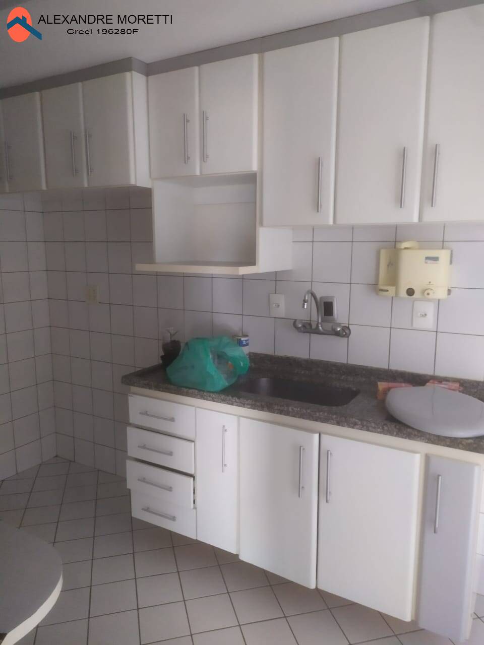 Apartamento à venda com 3 quartos, 100m² - Foto 9