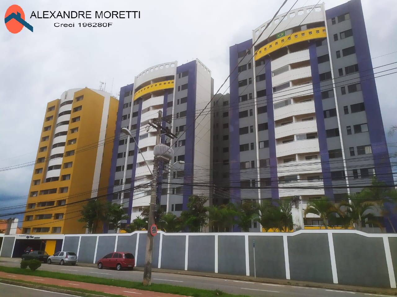 Apartamento à venda com 3 quartos, 100m² - Foto 1