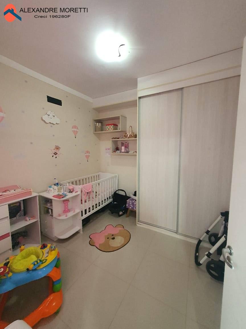 Casa à venda com 3 quartos, 300m² - Foto 32