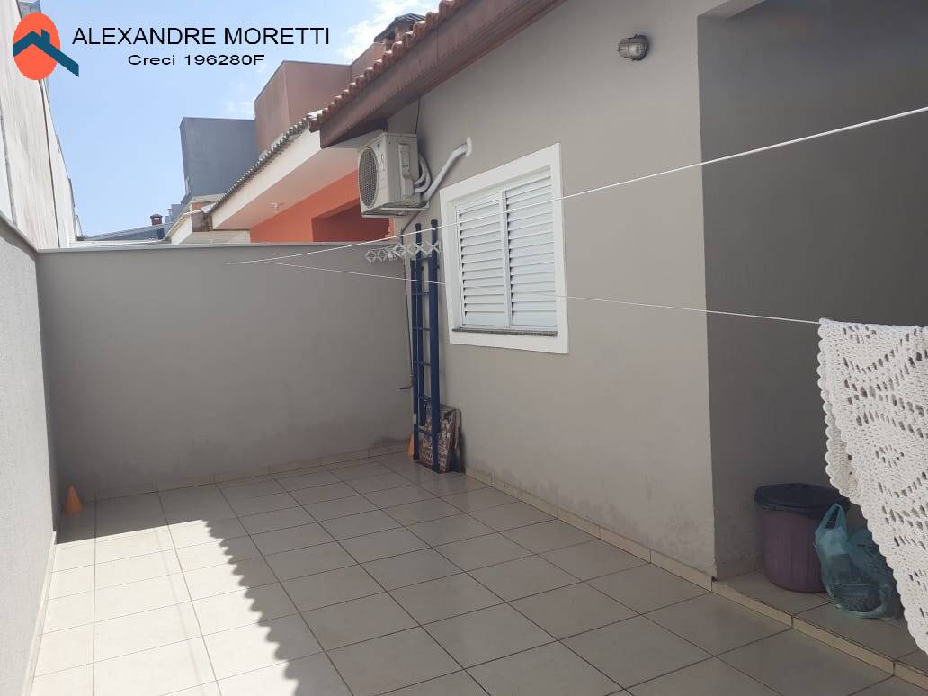 Casa à venda com 3 quartos, 90m² - Foto 2