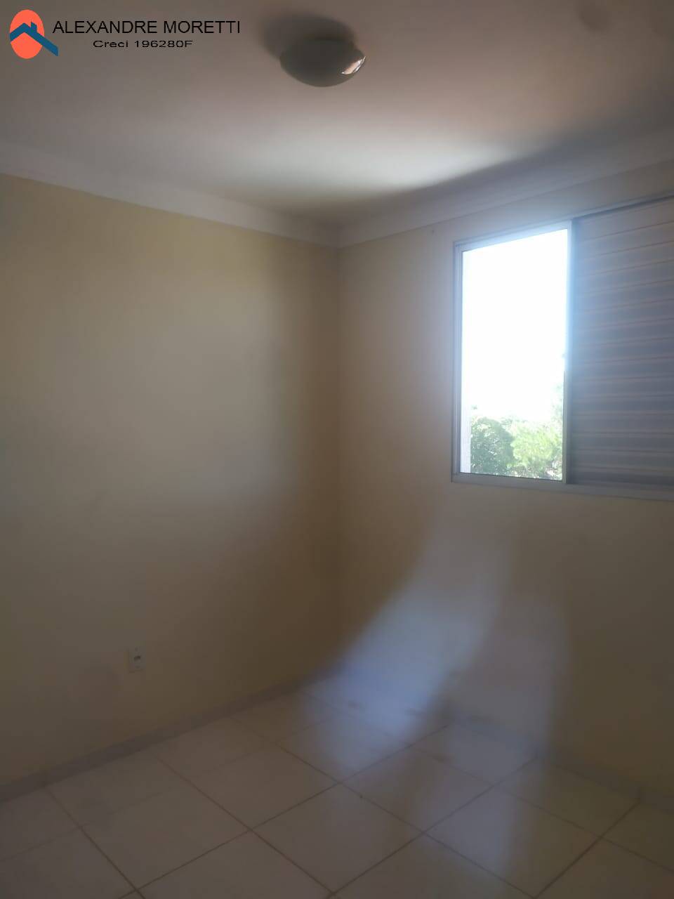 Apartamento para alugar com 2 quartos, 55m² - Foto 12