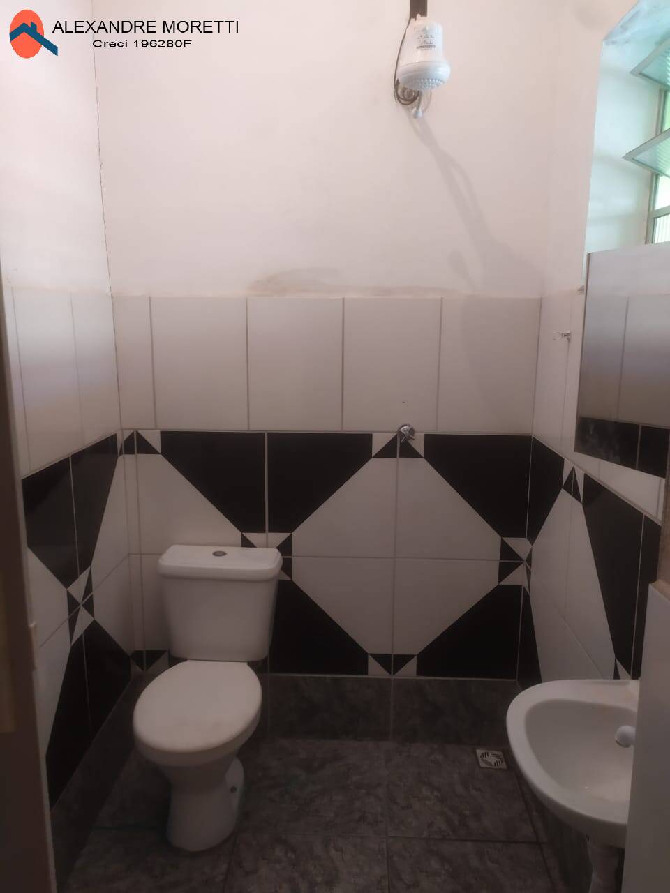 Casa para alugar com 2 quartos, 90m² - Foto 19