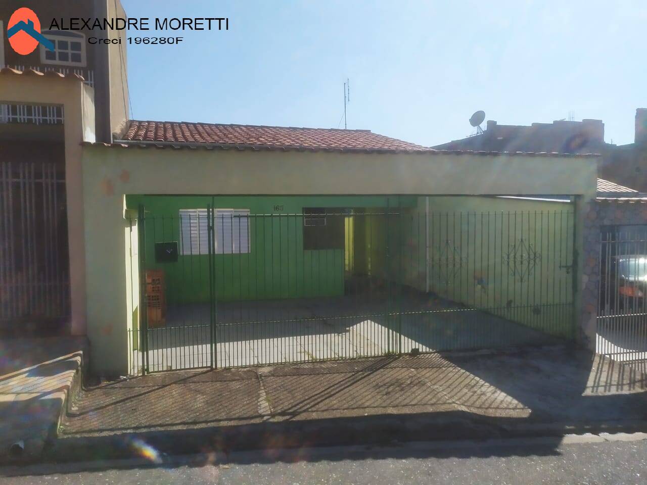 Casa para alugar com 2 quartos, 90m² - Foto 1