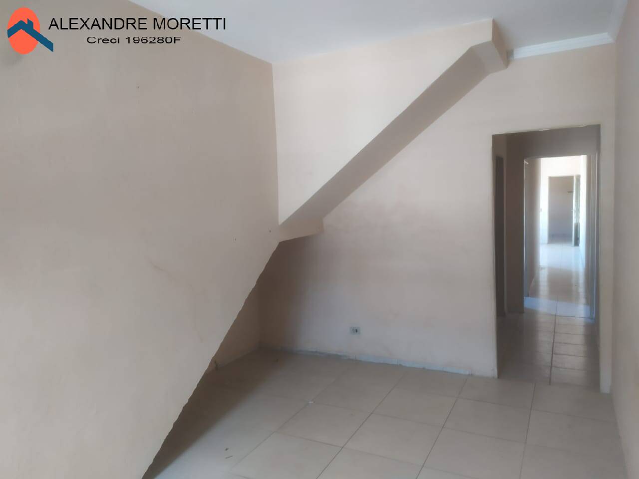 Casa à venda com 4 quartos, 200m² - Foto 9