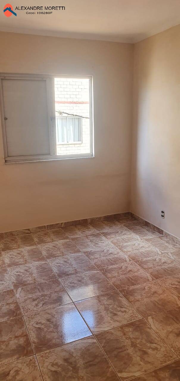 Apartamento para alugar com 2 quartos, 60m² - Foto 3