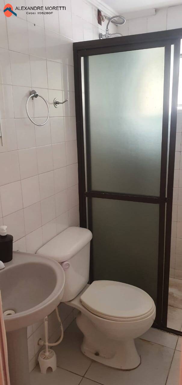 Apartamento para alugar com 2 quartos, 60m² - Foto 4