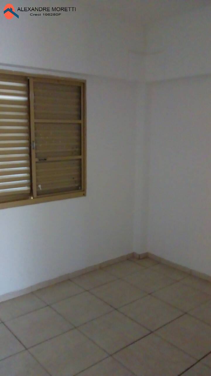 Apartamento para alugar com 3 quartos, 78m² - Foto 14