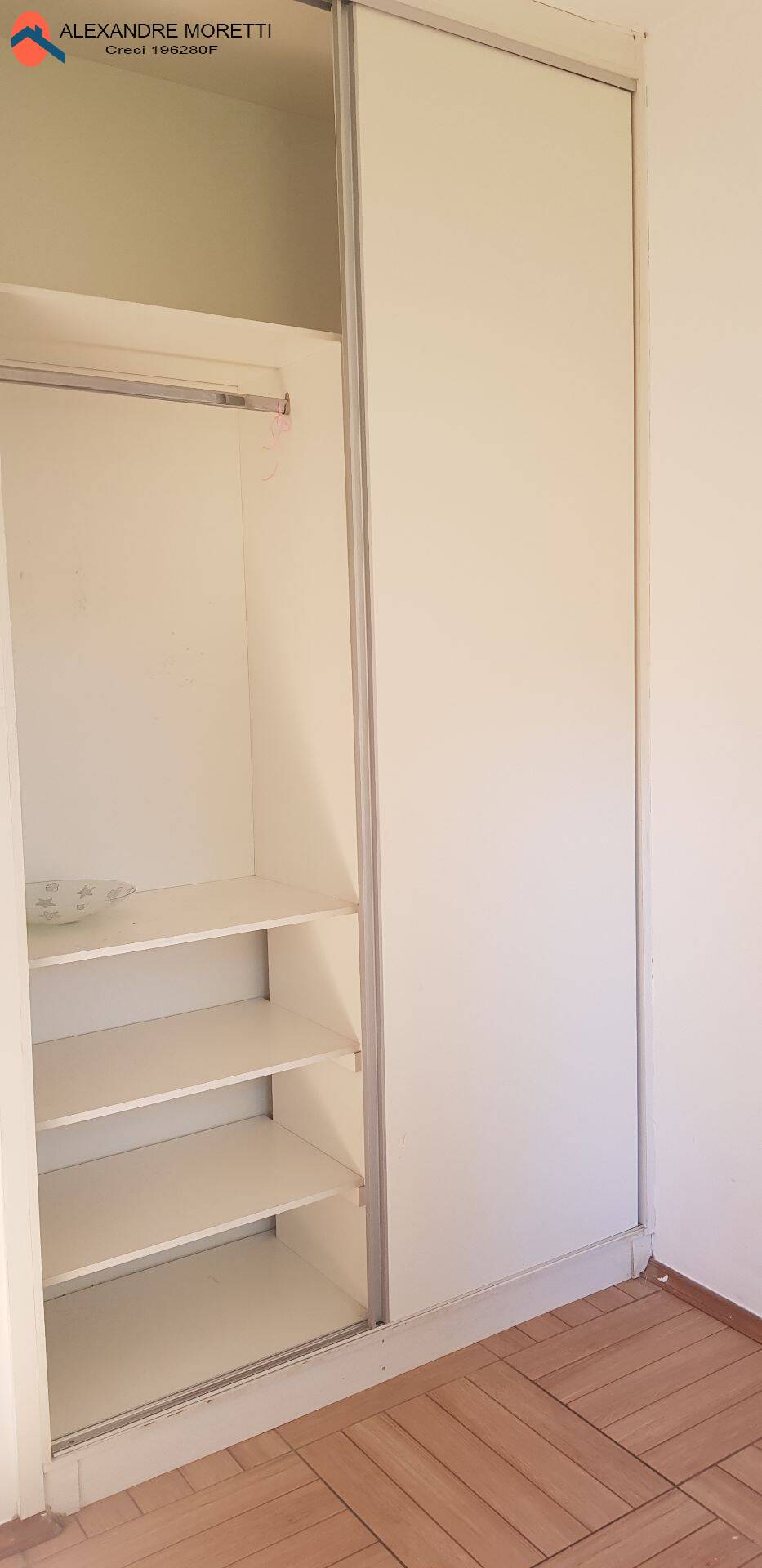 Apartamento à venda com 2 quartos, 56m² - Foto 18