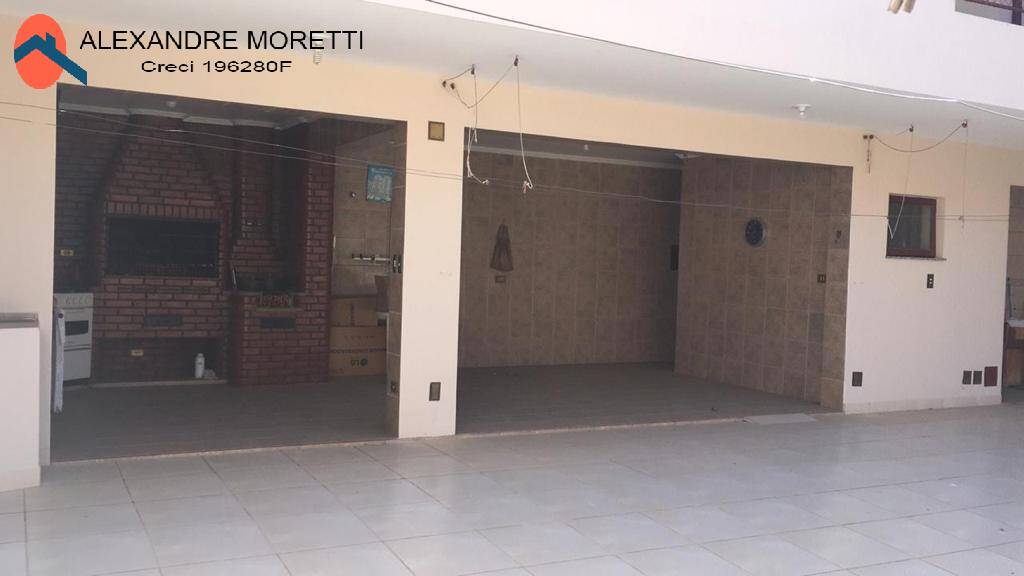 Casa à venda com 3 quartos, 336m² - Foto 6