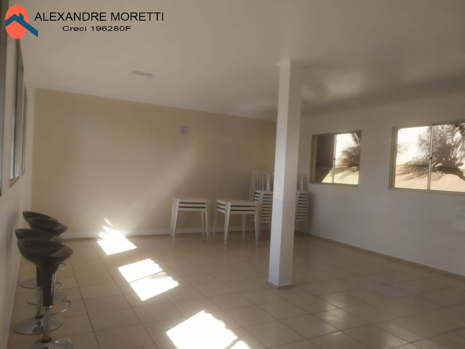 Apartamento à venda e aluguel com 2 quartos, 50m² - Foto 8