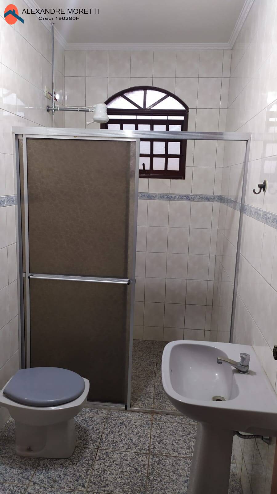 Casa para alugar com 4 quartos, 150m² - Foto 12