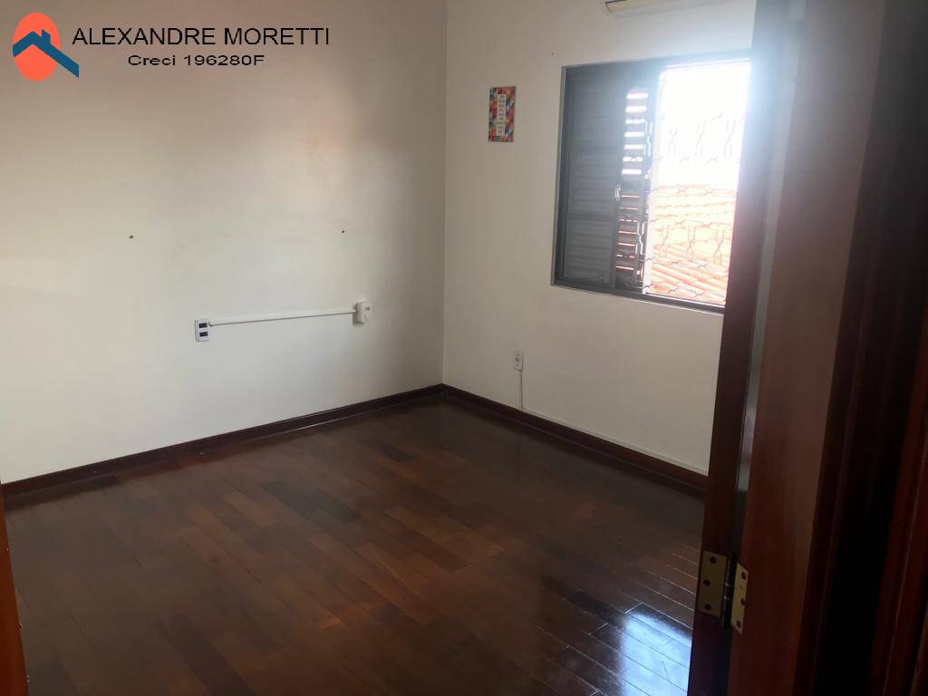 Casa à venda com 3 quartos, 180m² - Foto 16