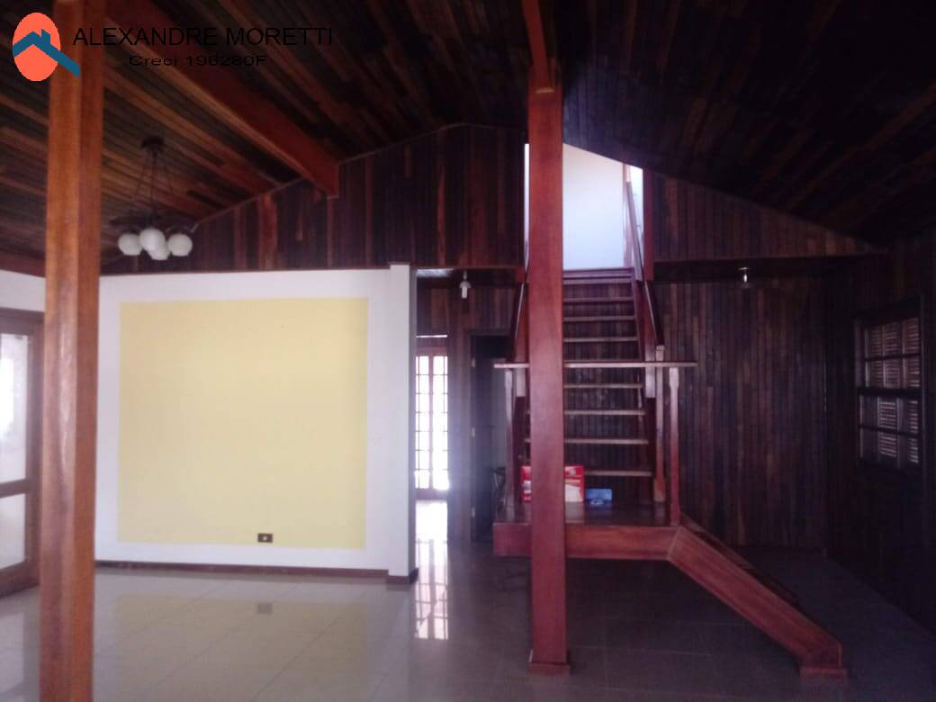 Casa à venda e aluguel com 5 quartos, 250m² - Foto 16