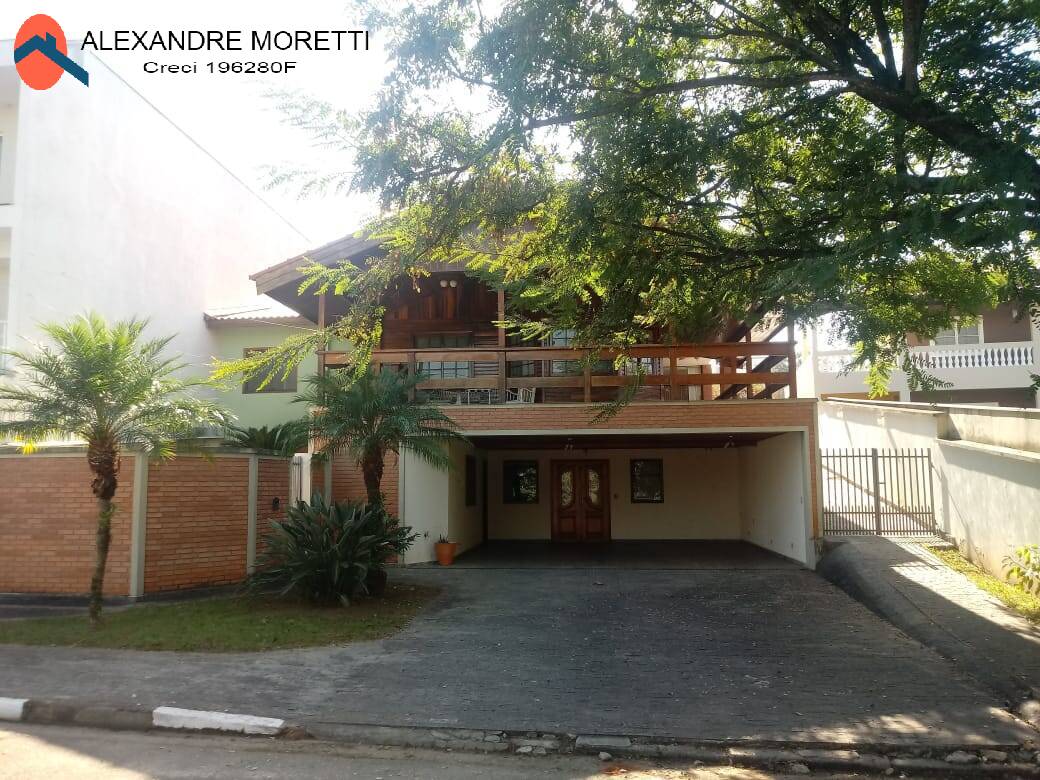 Casa à venda e aluguel com 5 quartos, 250m² - Foto 4