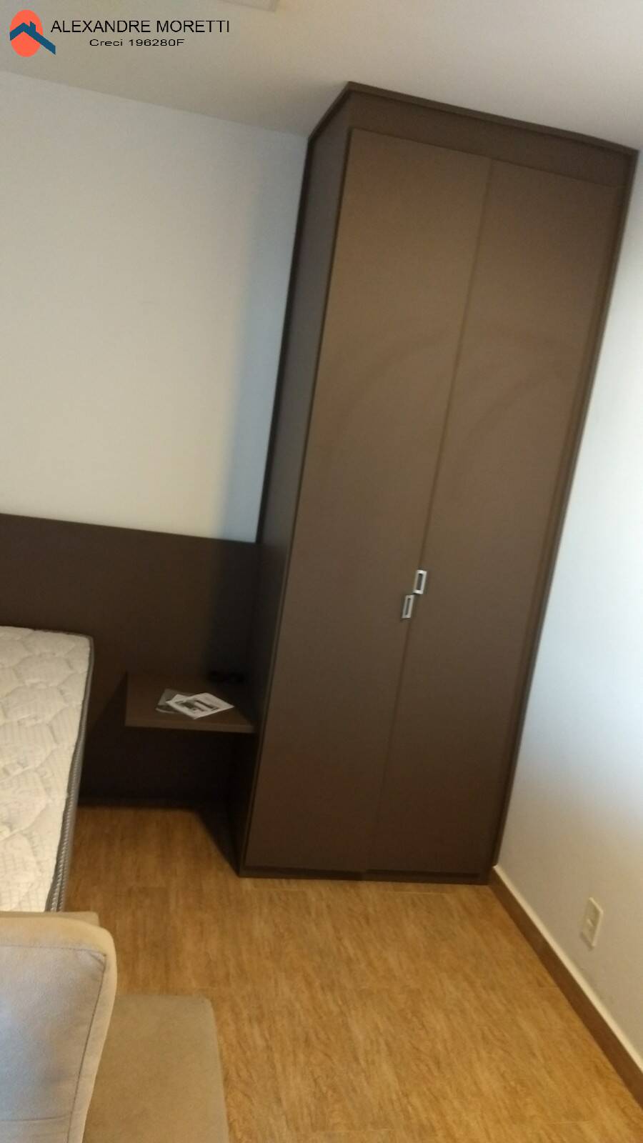 Apartamento para alugar com 1 quarto, 56m² - Foto 8