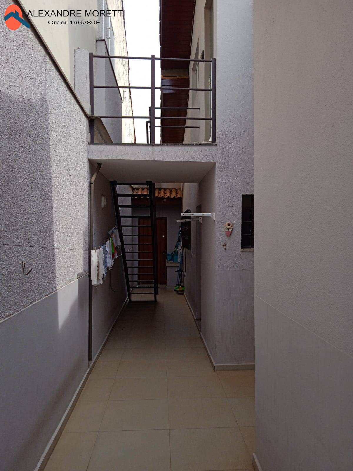 Casa à venda com 4 quartos, 200m² - Foto 21