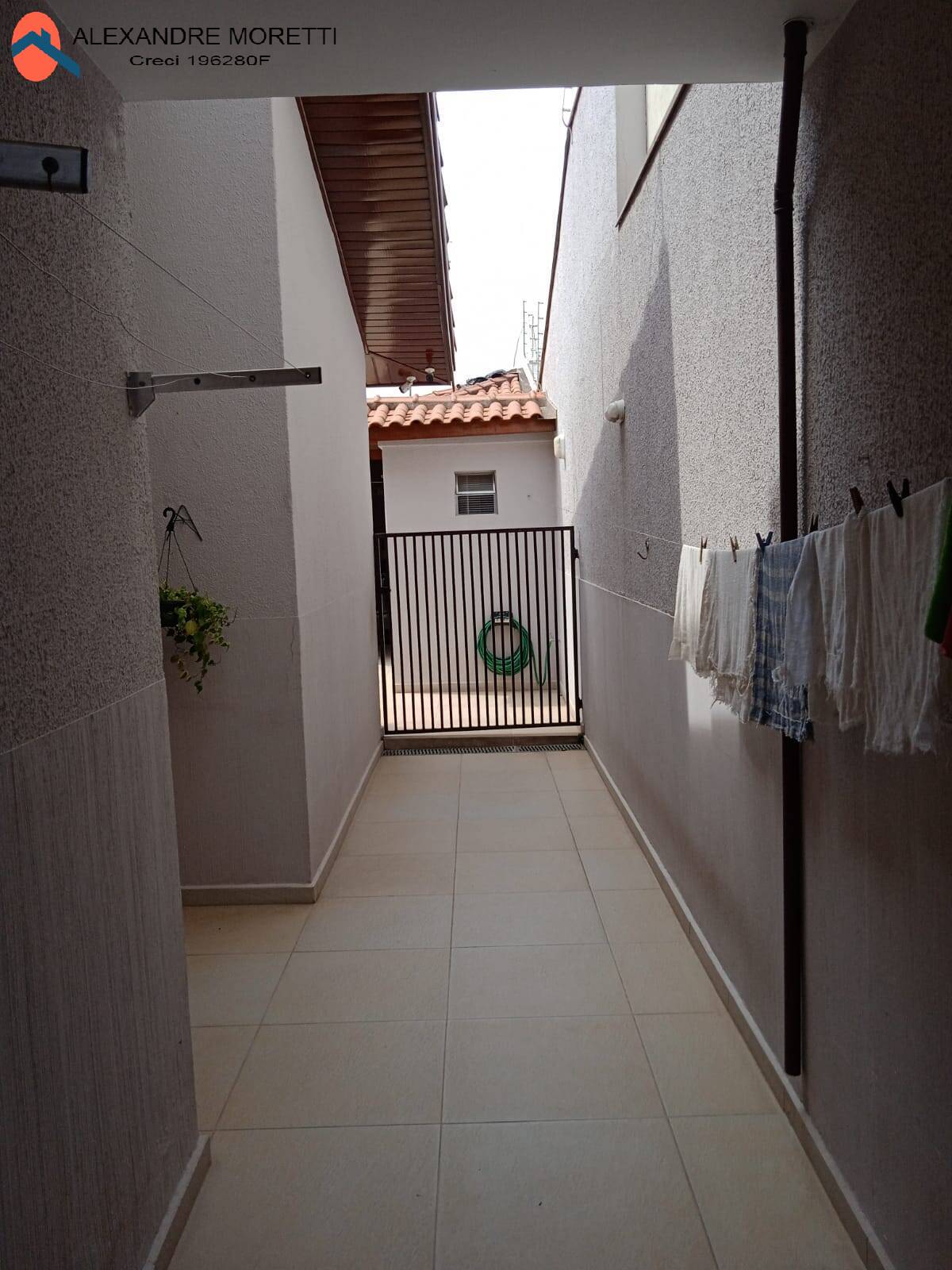 Casa à venda com 4 quartos, 200m² - Foto 20