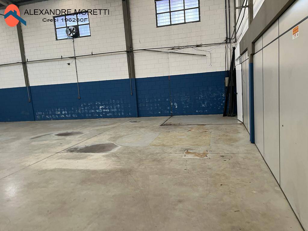 Prédio Inteiro para alugar, 600m² - Foto 15