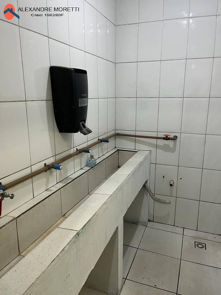 Prédio Inteiro para alugar, 600m² - Foto 17