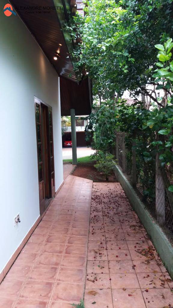 Casa à venda com 4 quartos, 510m² - Foto 11