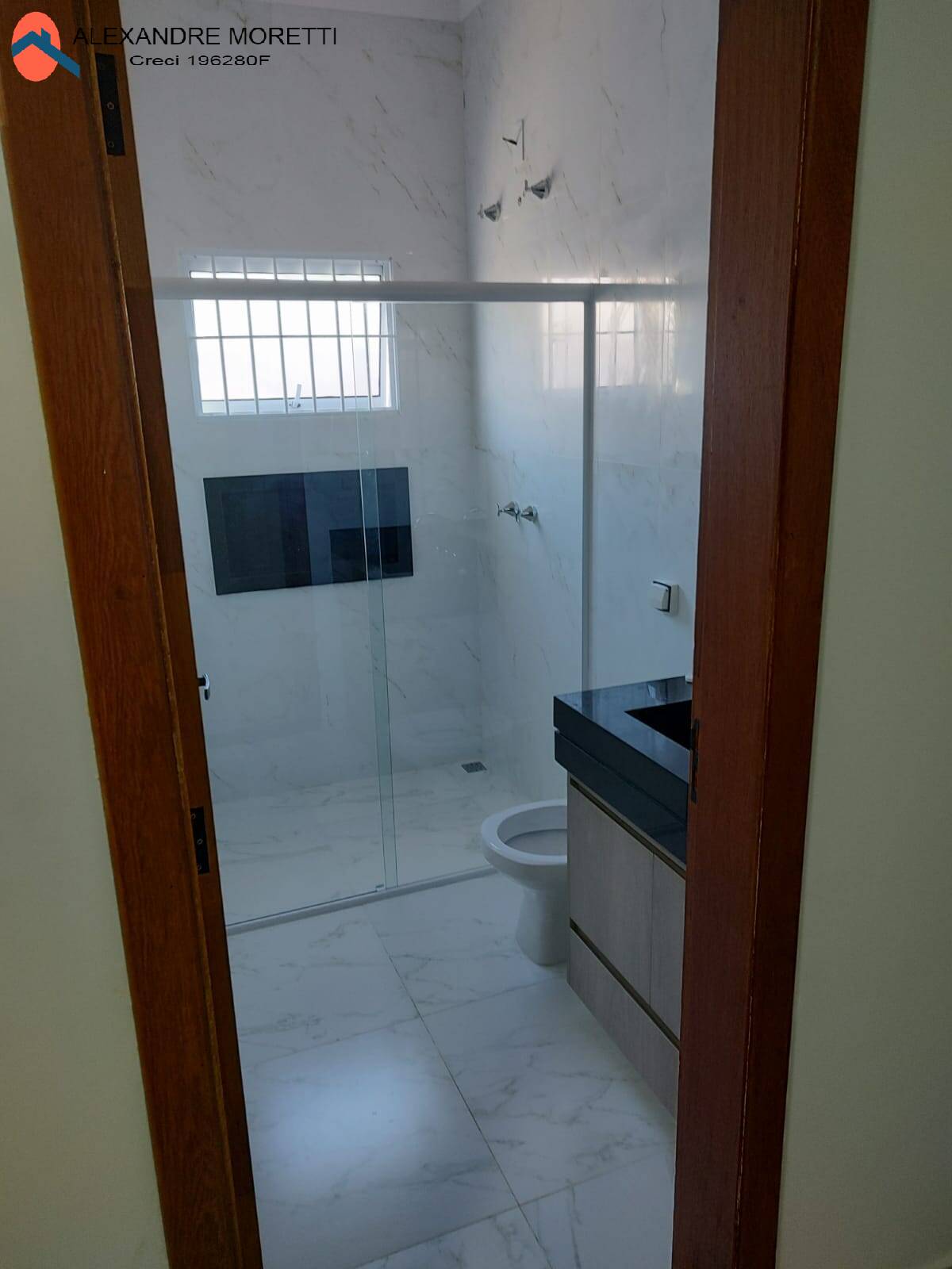 Casa à venda com 3 quartos, 250m² - Foto 11