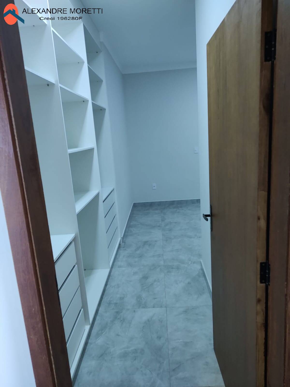 Casa à venda com 3 quartos, 250m² - Foto 7