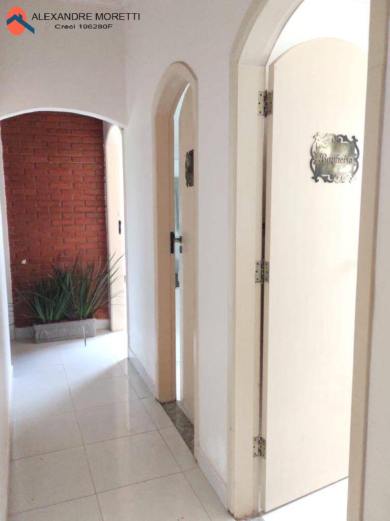 Casa à venda com 3 quartos, 200m² - Foto 19