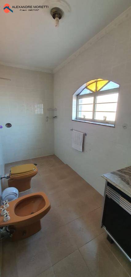 Casa à venda e aluguel com 3 quartos, 180m² - Foto 16