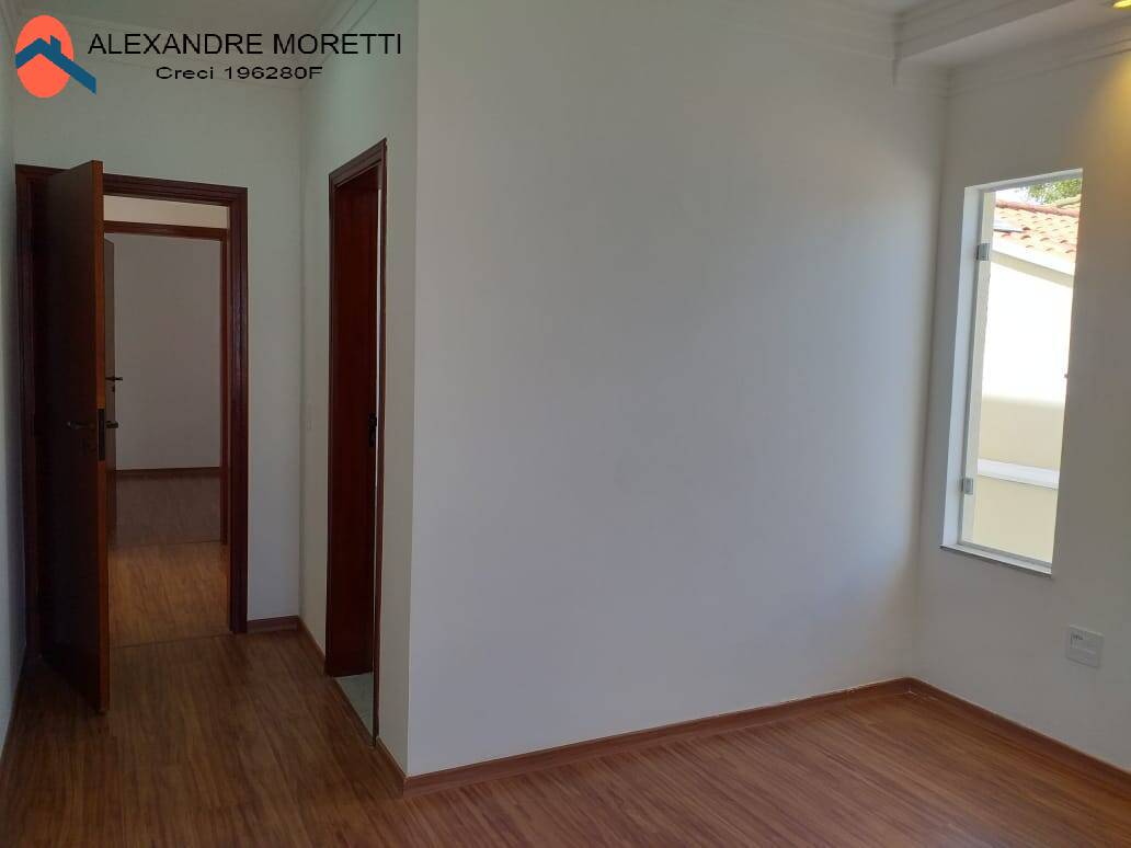 Casa à venda com 3 quartos, 242m² - Foto 12