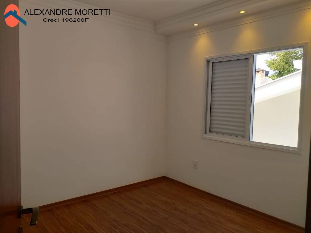 Casa à venda com 3 quartos, 242m² - Foto 14