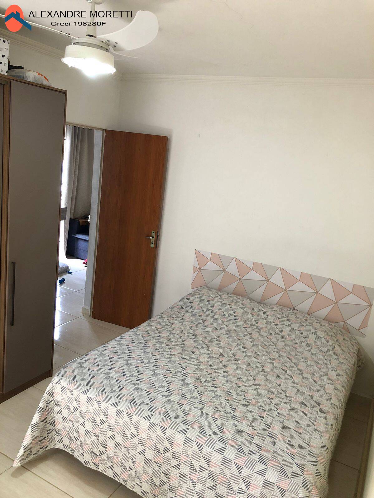 Apartamento à venda com 2 quartos, 64m² - Foto 14