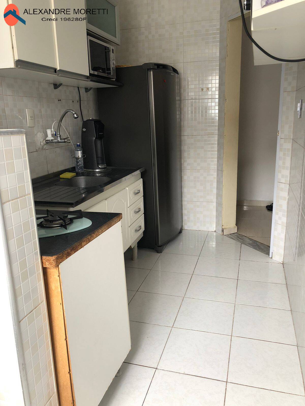 Apartamento à venda com 2 quartos, 64m² - Foto 21