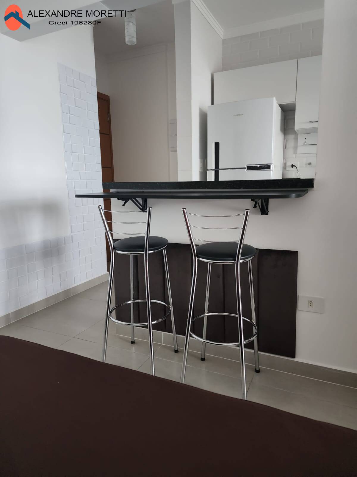 Apartamento à venda com 1 quarto, 58m² - Foto 4