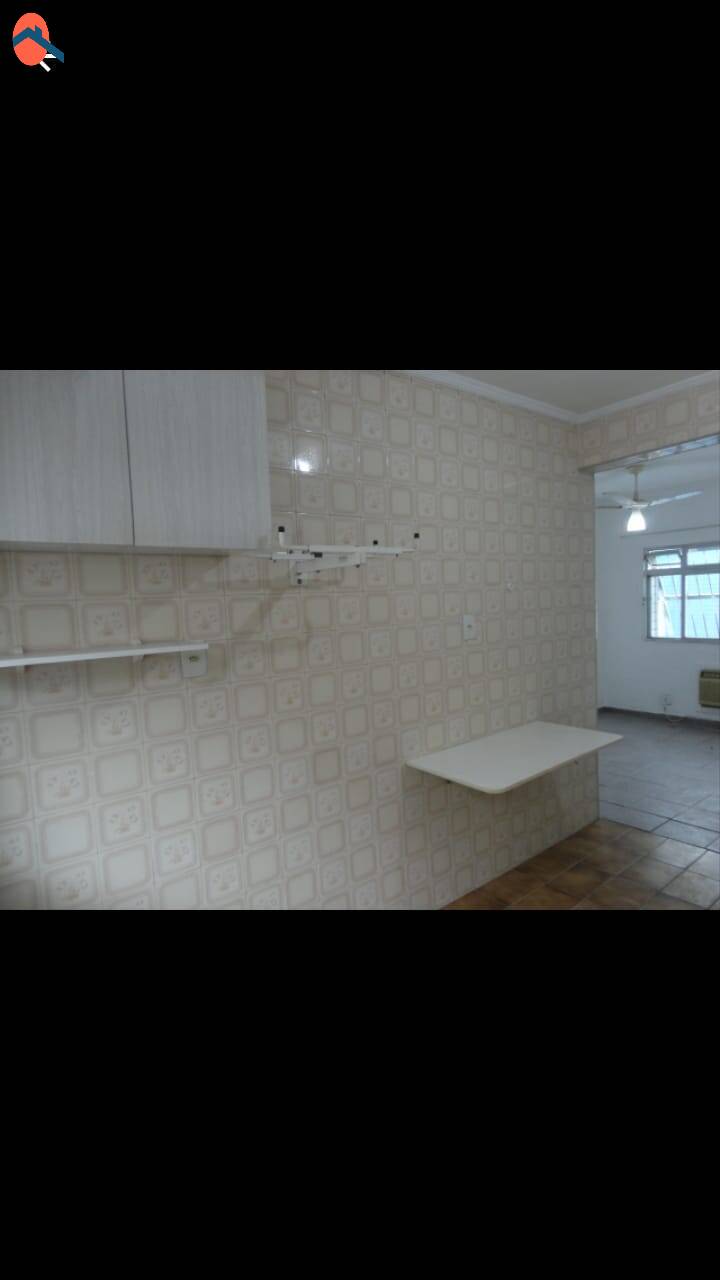 Apartamento à venda com 1 quarto, 40m² - Foto 2