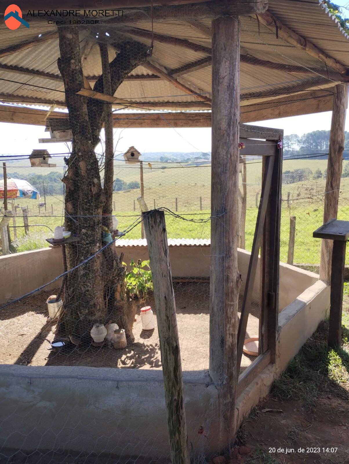 Fazenda à venda e aluguel com 2 quartos, 1800m² - Foto 20