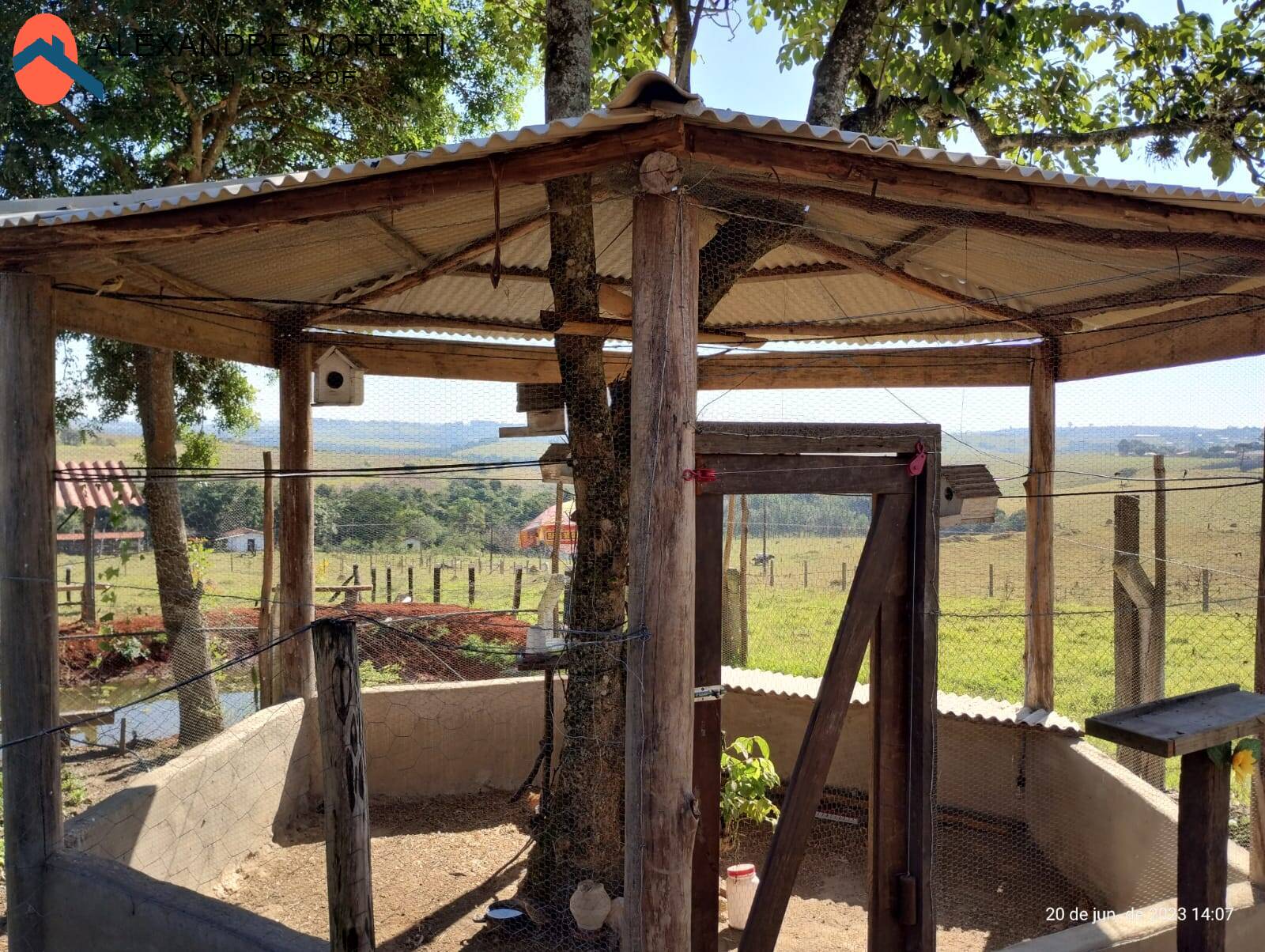 Fazenda à venda e aluguel com 2 quartos, 1800m² - Foto 18