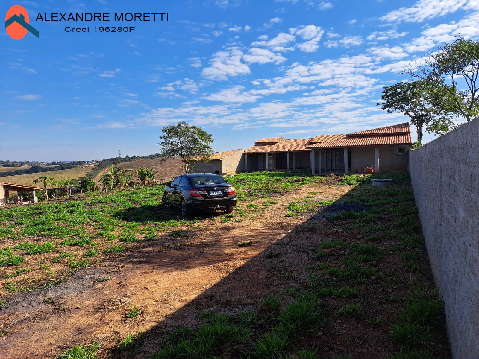 Fazenda à venda com 3 quartos, 1000m² - Foto 2