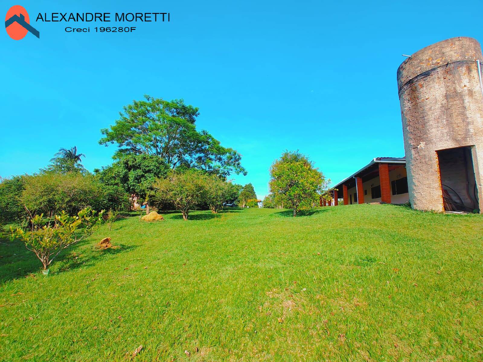 Fazenda à venda com 4 quartos, 400m² - Foto 8