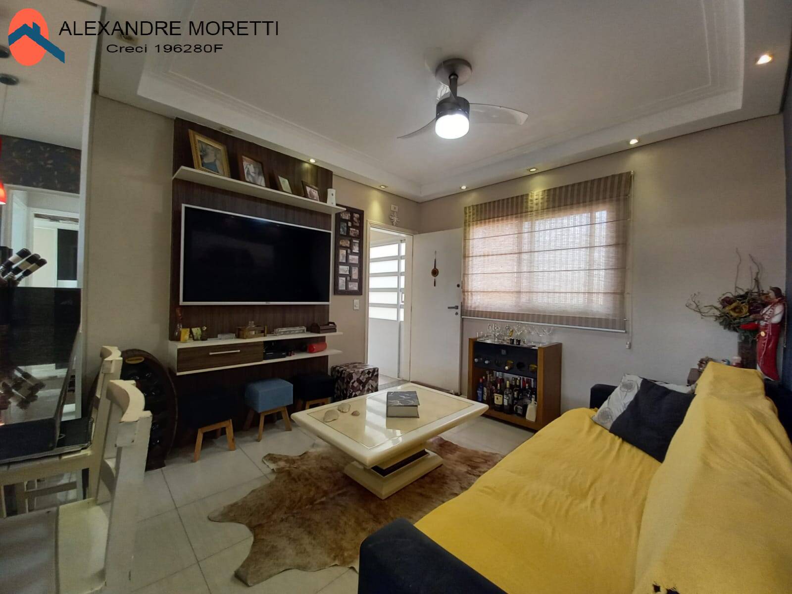 Apartamento à venda com 2 quartos, 69m² - Foto 1