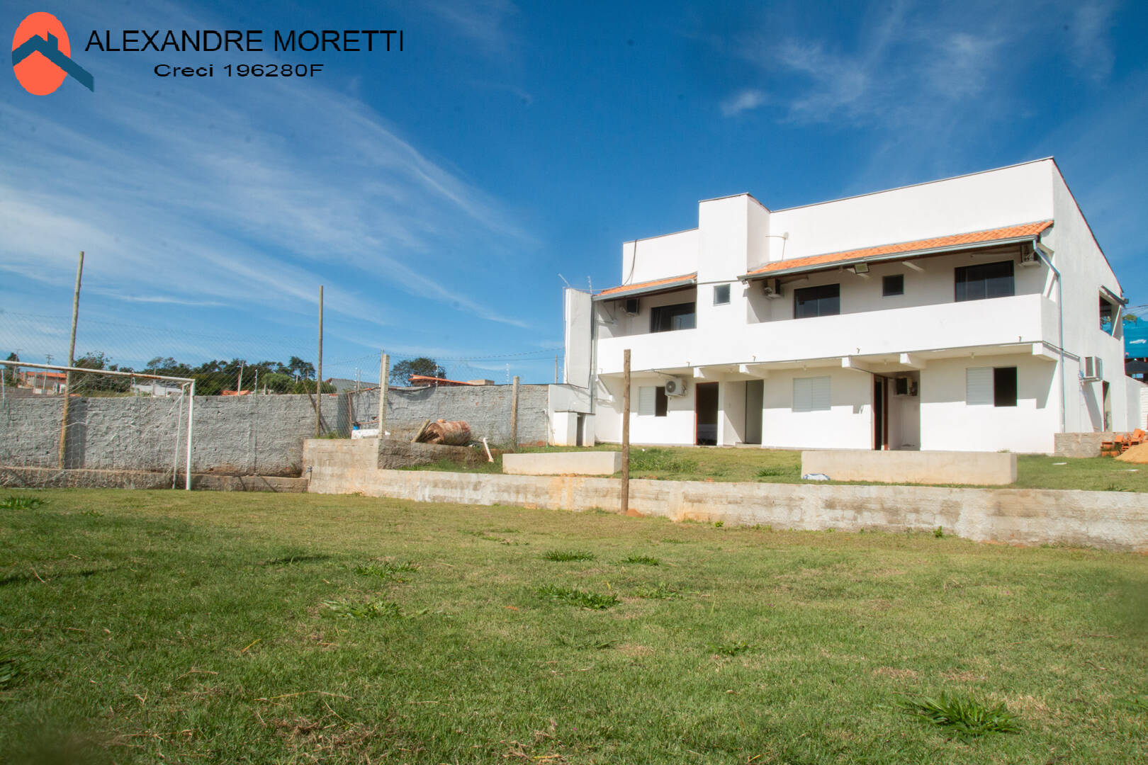 Fazenda à venda e aluguel com 7 quartos - Foto 1