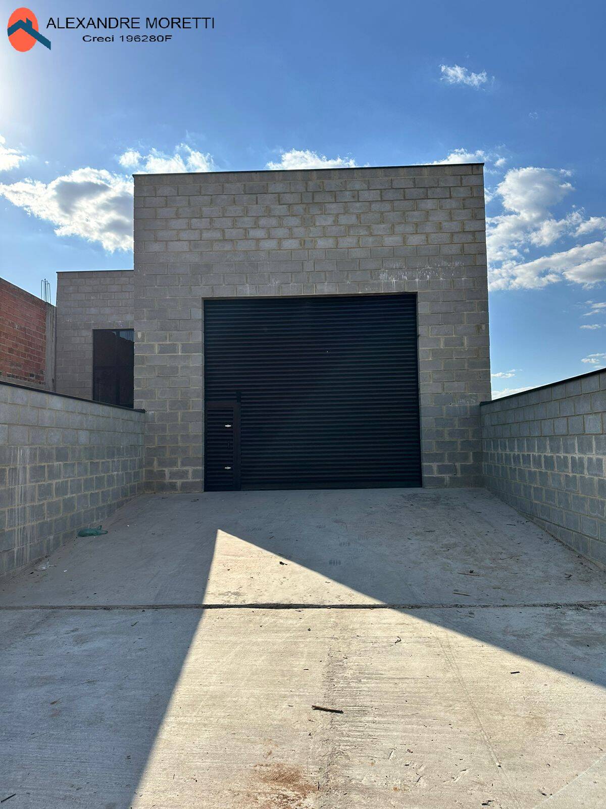 Loja-Salão para alugar, 300m² - Foto 1