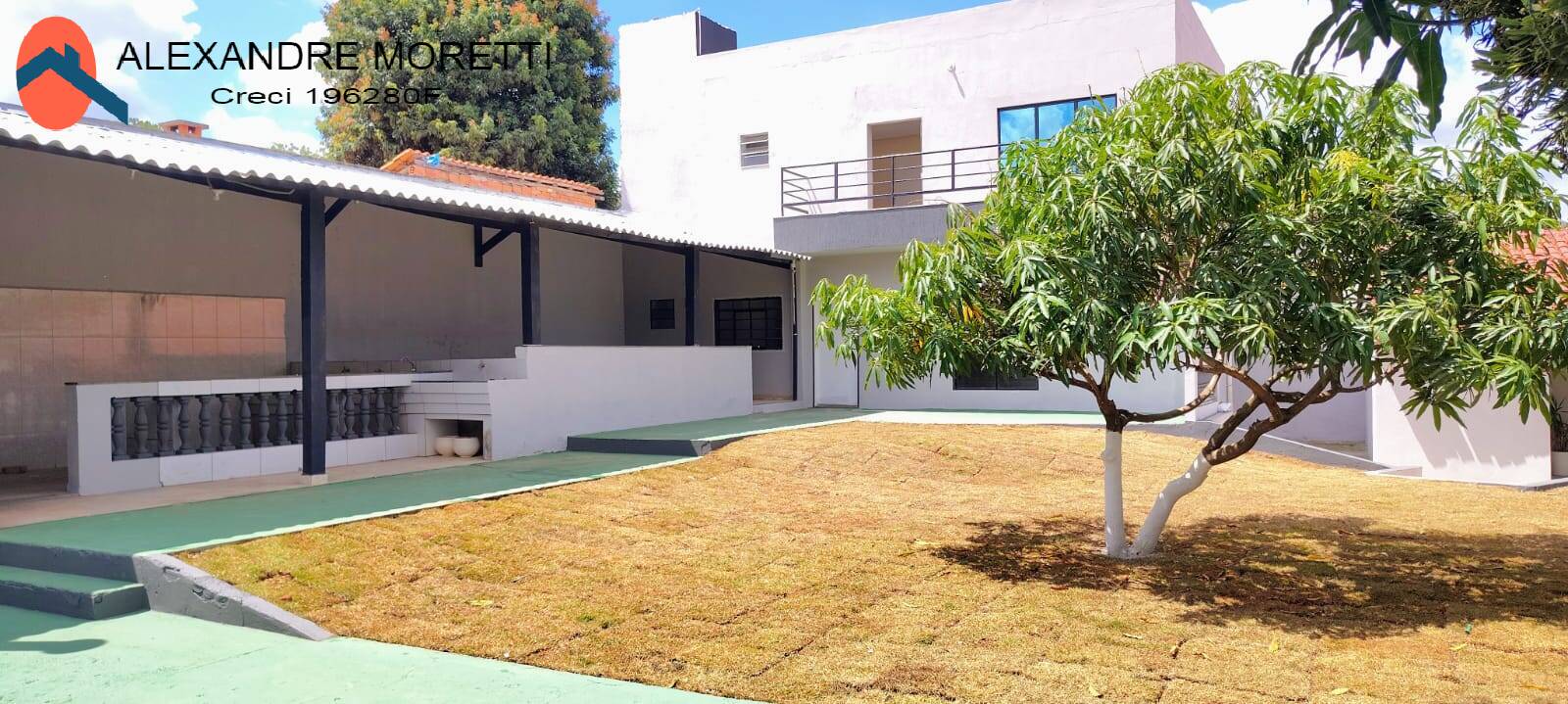 Casa à venda com 4 quartos, 1000m² - Foto 4